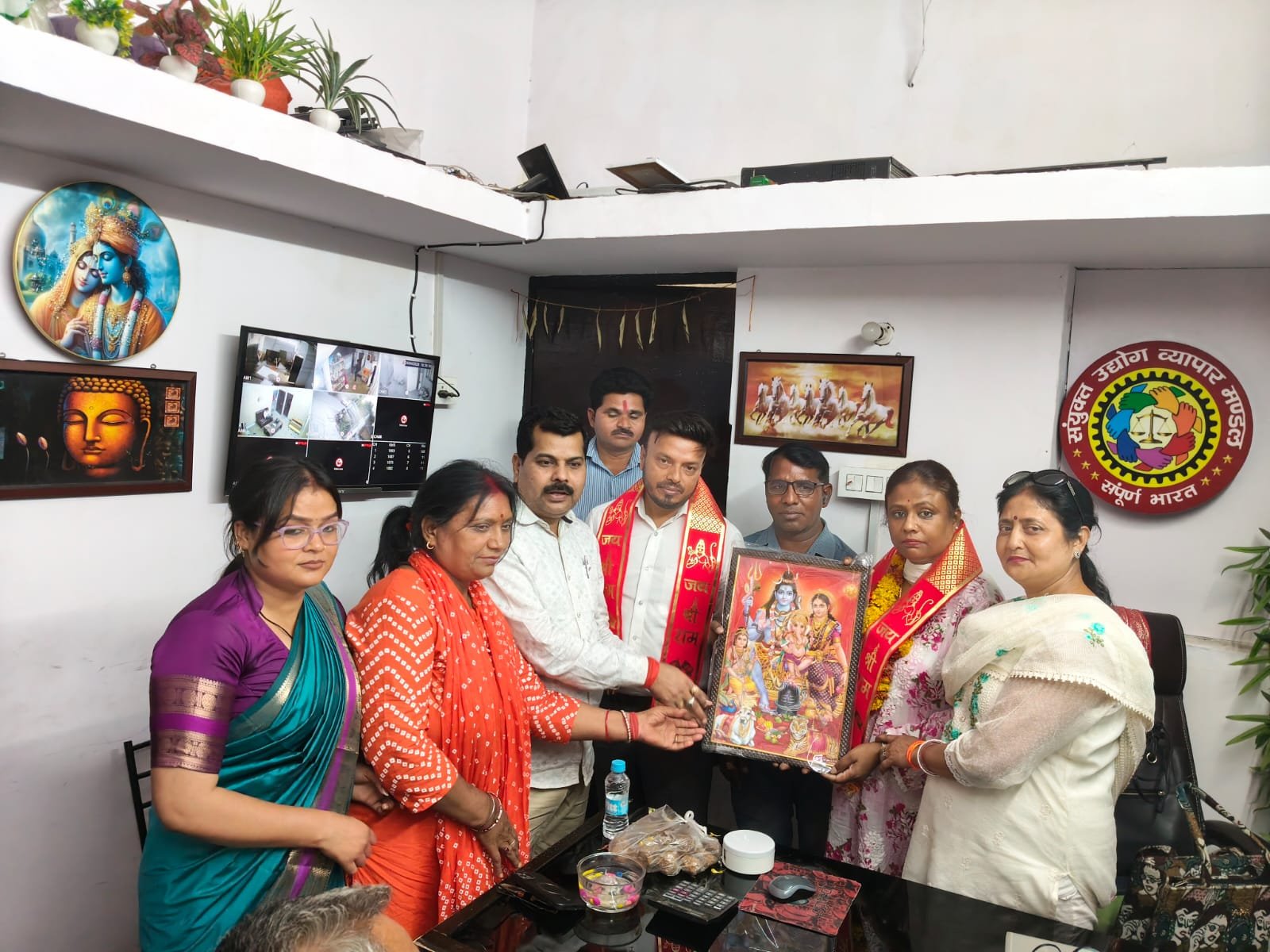 संयुक्त उद्योग व्यापार मंडल का विस्तार: पंकज श्रीवास्तव बने उन्नाव के जिलाध्यक्ष, कार्यकारिणी घोषित